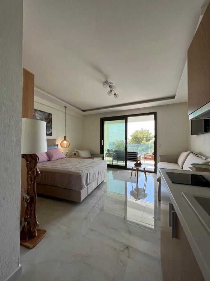 Wide Blue Luxury Boutique Suites Neos Marmaras Exteriör bild