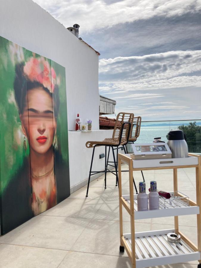 Wide Blue Luxury Boutique Suites Neos Marmaras Exteriör bild
