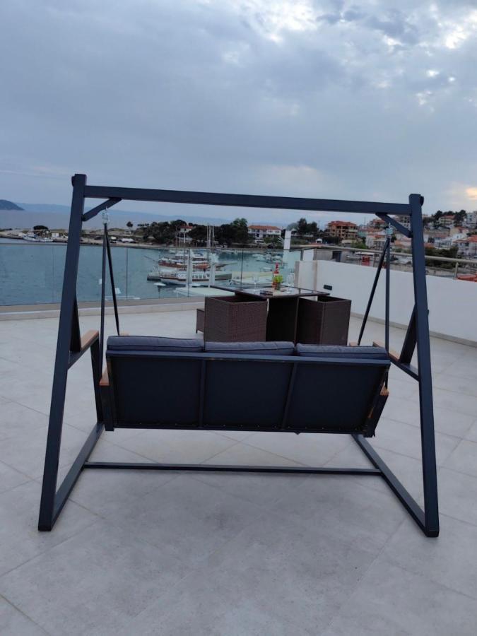Wide Blue Luxury Boutique Suites Neos Marmaras Exteriör bild